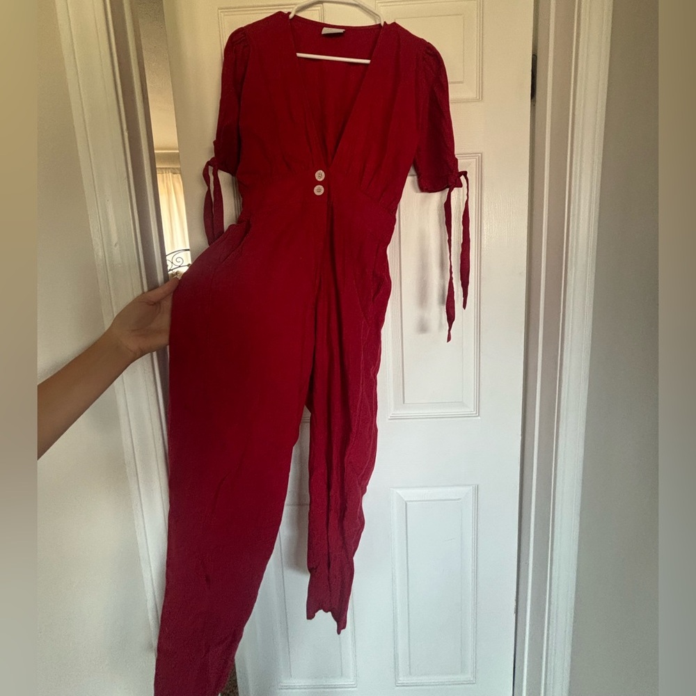 Elegant Red Women's jumpsuit